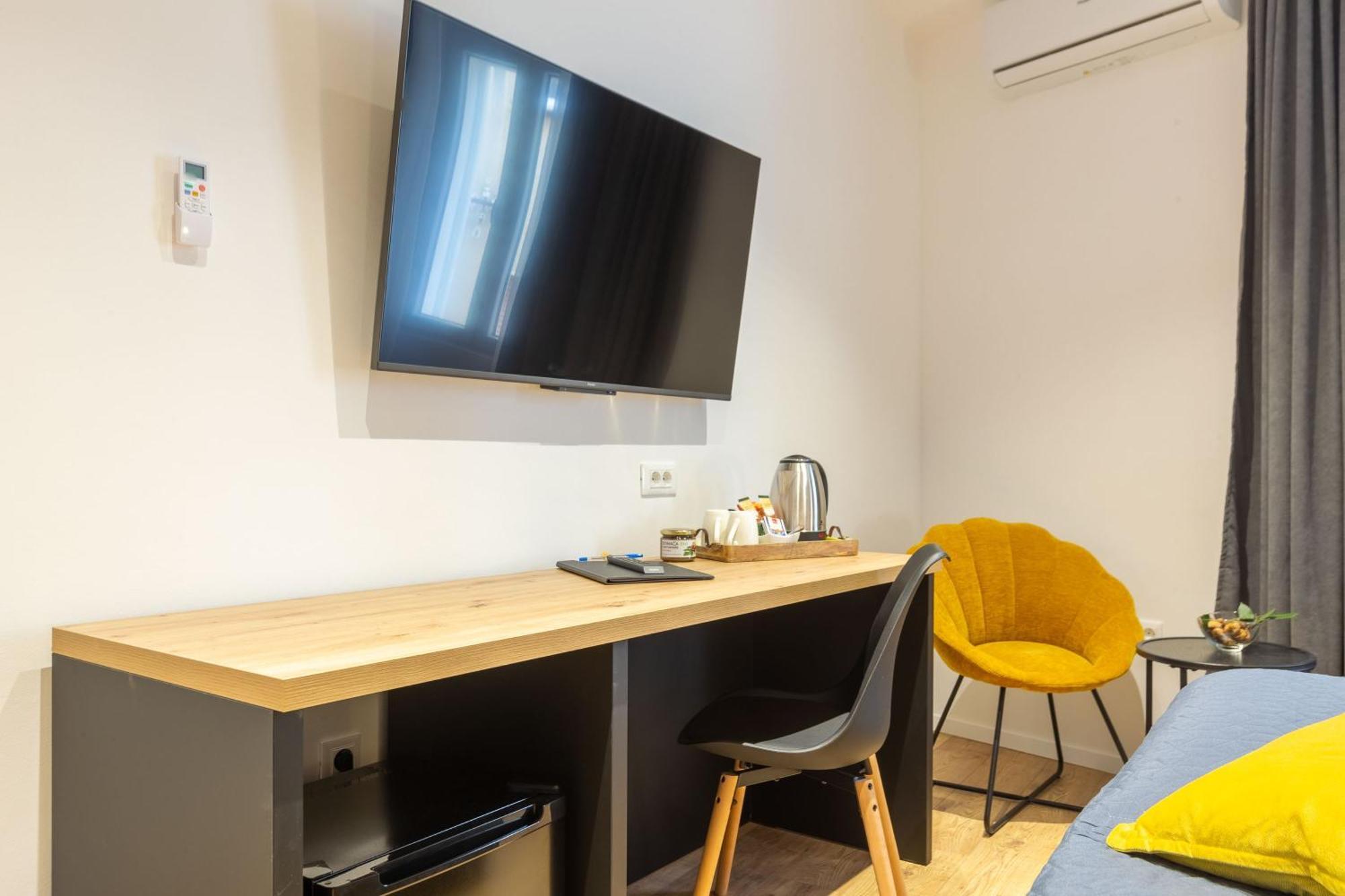 2M Exclusive Rooms Zadar Exterior photo